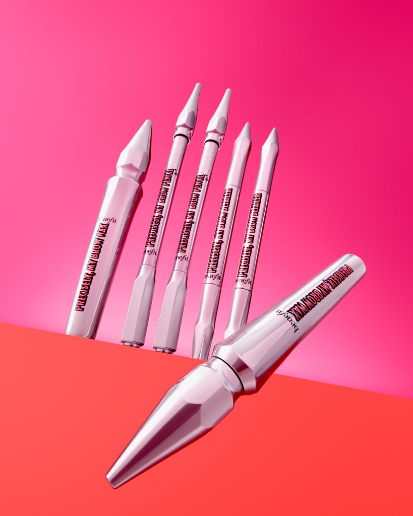 Say hello to the NEW Precisely, My Brow Fam 🥁🩶 We're excited to announce 2 NEW brow essentials: Precisely, My Brow Wax & Precisely, My Brow Detailer! Available to shop everywhere Benefit is sold. 🥳