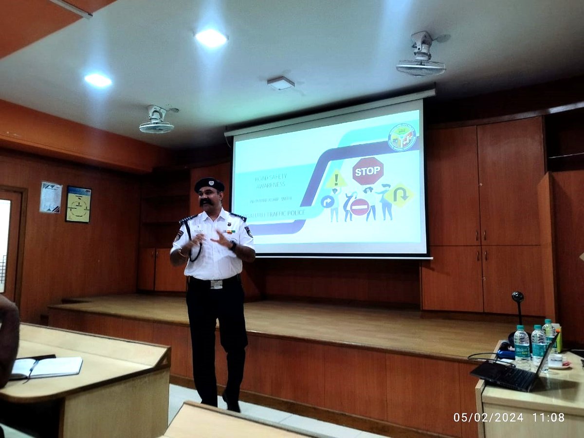 A #TrafficAwareness session was conducted at ACE Micromatic Group, Peenya @AceMicromatic  on 05.02.2024 by Shri. Srinivas Shenoy, Dy. Chief Traffic Warden & Head Administration. @Jointcptraffic @Jointcptraffic @CPBlr