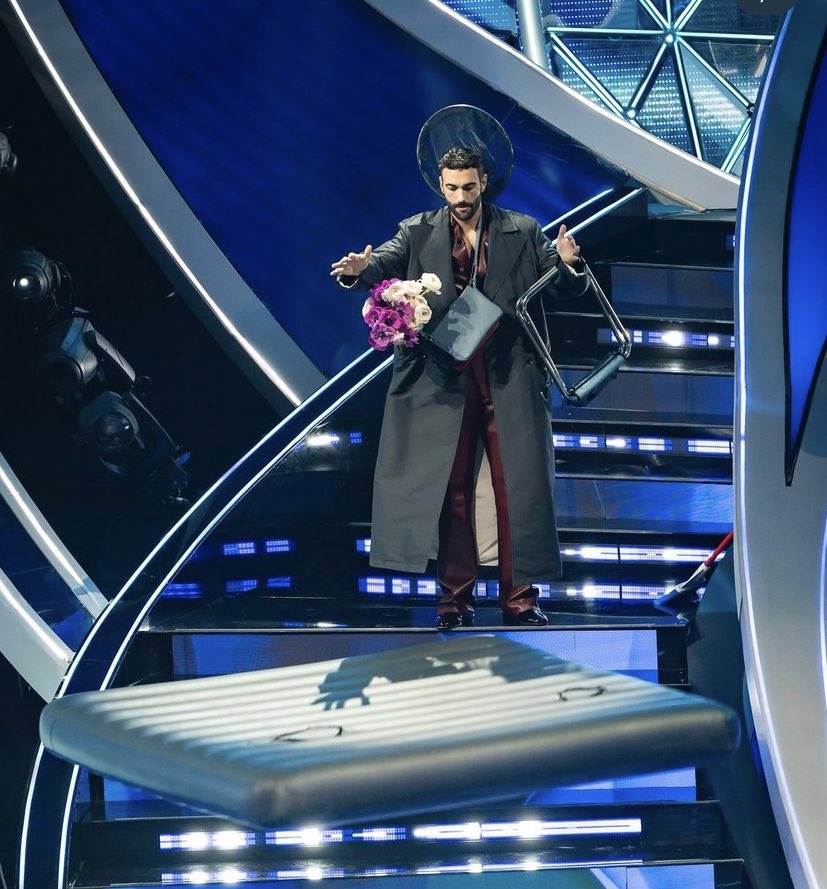 Буквально я тащу свои покупОчки с Вайлдберриз вечером после работы