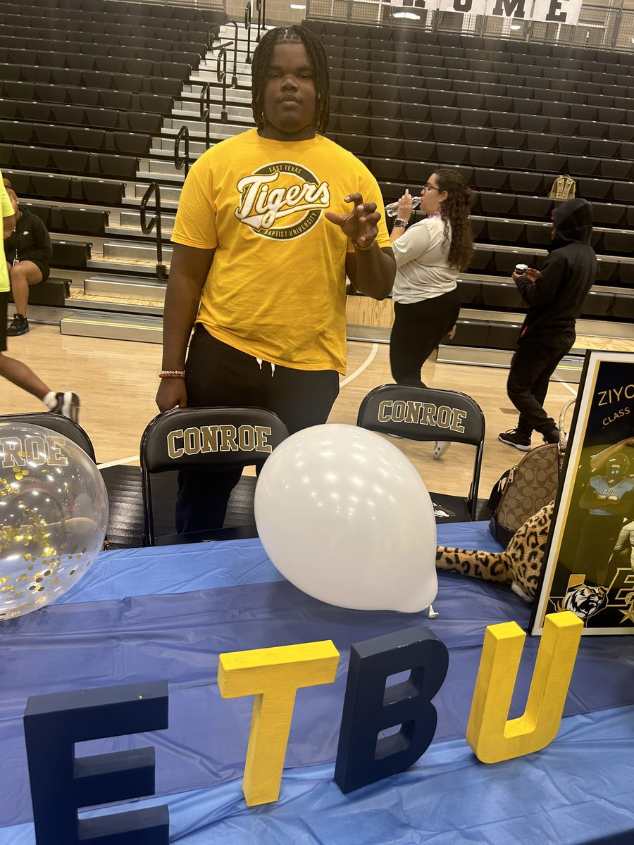 JPBC4LIFE's tweet photo. Congratulations to @ConroeTigersFB OL @PageZiyon signing with @ETBU_Football!!! @ETBUcoachstang you have a special one here!!! https://t.co/czALi9ekPT