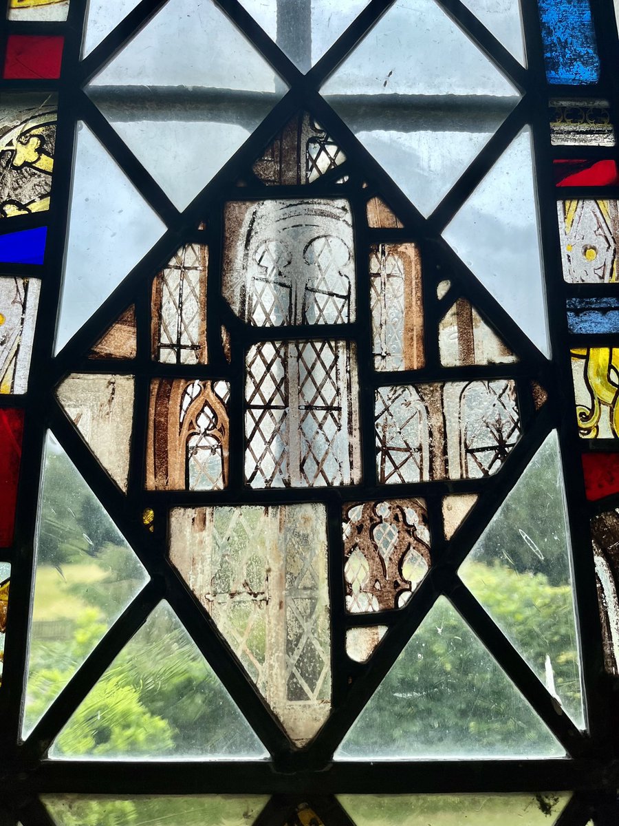 Fragments of windows, within a window 😍🤩 Bushmead Priory, Bedfordshire.