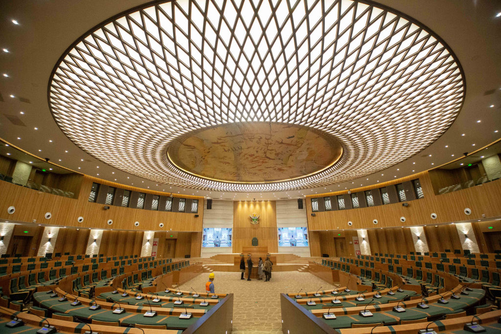 Zimbabwe's cabinet has supported proposed legislation to end the death penalty, marking a pivotal point in abolishing capital punishment in the country.

Should parliament approve the bill, life imprisonment will serve as the maximum sentence.

bbc.in/42COC28