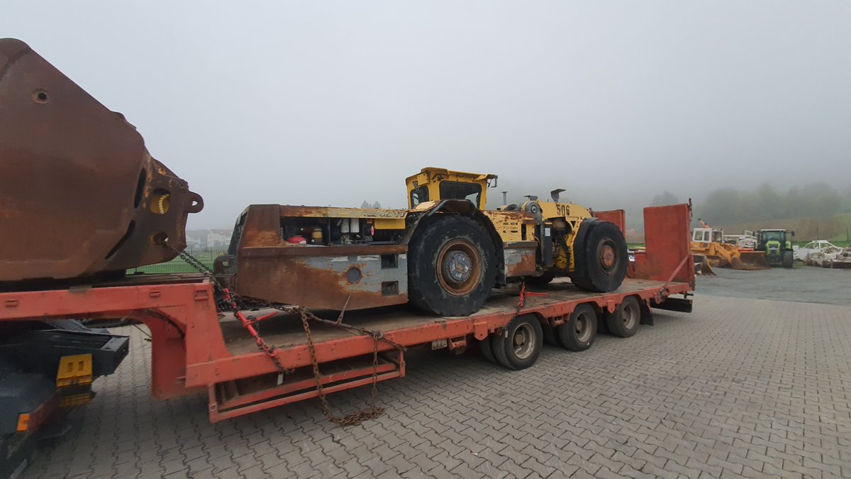 itogermany's tweet image. Check out this rugged Atlas Copco ST 710 Tunnel Loader on its way to #France Mining Company in France! Ready to tackle the challenges of underground mining with precision and power. 🚀 #Mining #AtlasCopco #Aramine #FranceMining #Maroc #africamining #sambia #Botswana #perumining