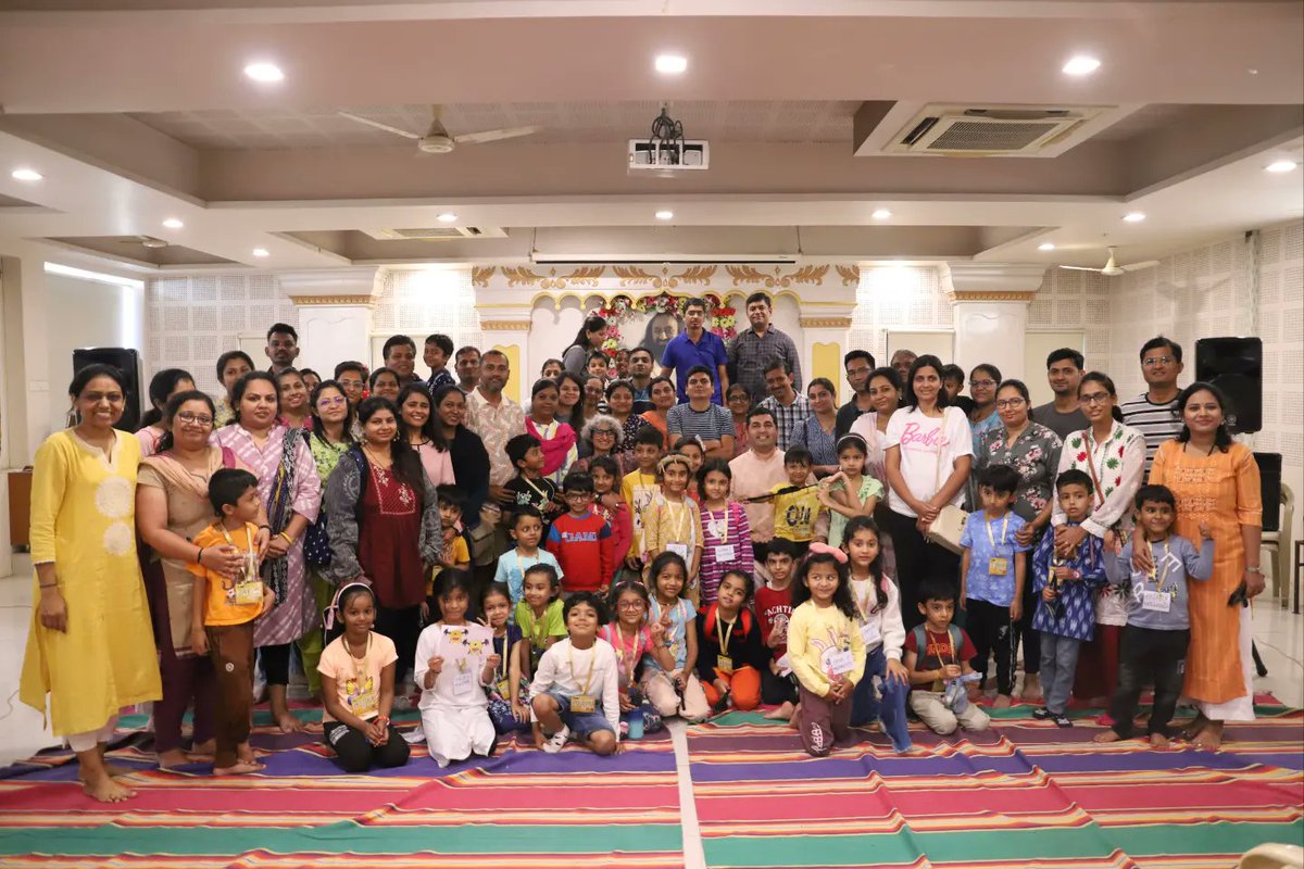 weteamhappiness's tweet photo. Over 110 kids and teens in #Vadodara discovered their inner strength and potential with the #ArtofLiving #IntuitionProgram with Mr. Jitendra Khimlani & Ms. Shreya Chugh.
We have organized another Intuition Program on 17 & 18 February.
Contact 9724623424 for registration.
#srisri https://t.co/qUdkArV3wb