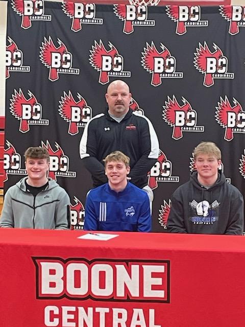 football_boone's tweet photo. Congratulations to these 3 young men who signed national letters of intent today! @ParkerBorer w/ @DrakeBulldogsFB  @jfogleman24 w/ @PSCBALL &amp; @HankHudson11 w/ @UNK_Football Good Job! #MissionAccomplished #NextChapter https://t.co/Z70kwCc3QD