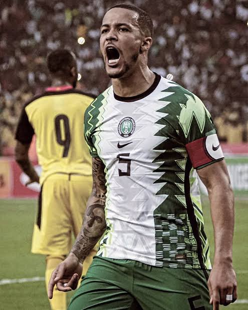 DStvNg's tweet photo. Their fada!!!!!!!

That’s what football is!!!!

#NGRRSA #afcon2023 #afconondstv https://t.co/b4mOrMtIXm