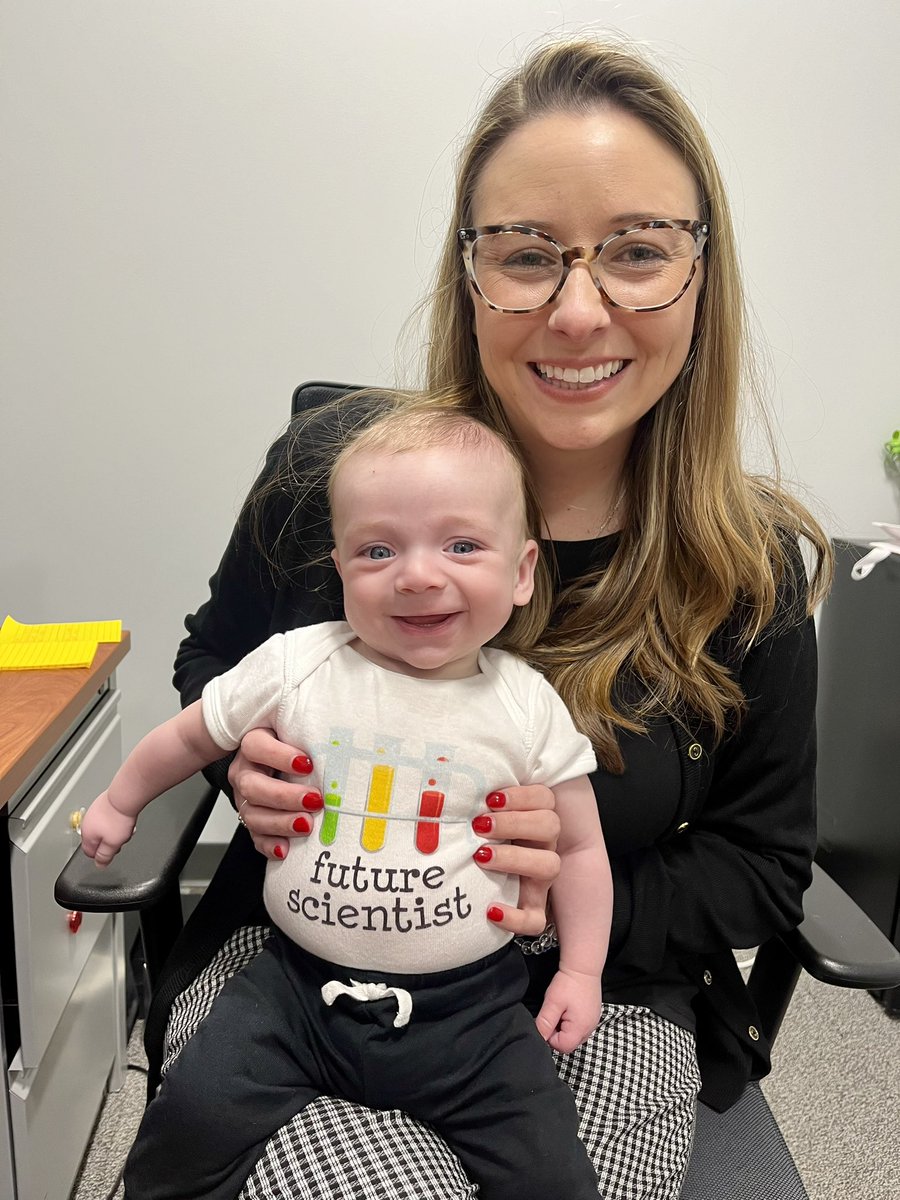 All smiles while visiting Auntie Ash at work today! We also got to play in the RU infant lab 🍼 @A_MontJohnson <a href="/NJIT/">NJIT</a> <a href="/RUBabyLab/">Infancy Studies Lab</a>