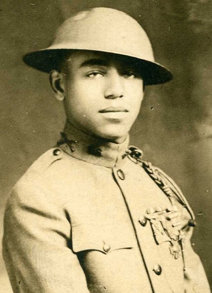 Needham Roberts — (April 28, 1901 – April 18, 1949) was an American soldier who served in the Harlem Hellfighters during World War I. He is renowned for his exceptional bravery and was honored with the Purple Heart and the Croix de Guerre. During his service, Roberts displayed…