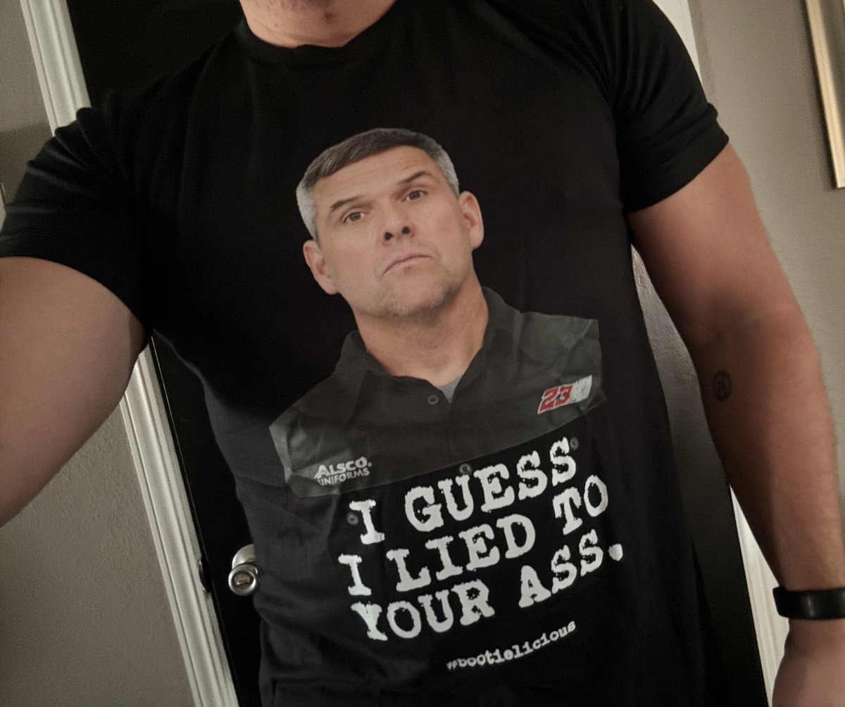 nascarcasm's tweet image. The bespoke t-shirt I will be wearing to the track on #Daytona500 race day has arrived. #NASCARFullSpeed 4 life. #NASCAR #Bootielicious