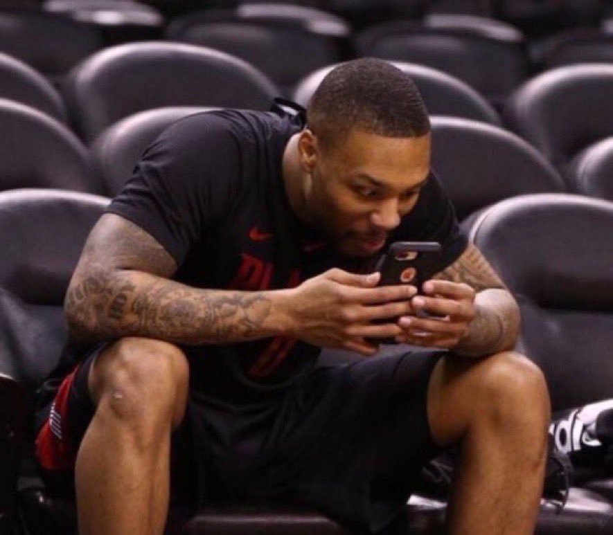 C_Reed5's tweet photo. How I watch Yasu’s stories since #NewMike hasn’t dropped in a while https://t.co/AsuioVJEMz