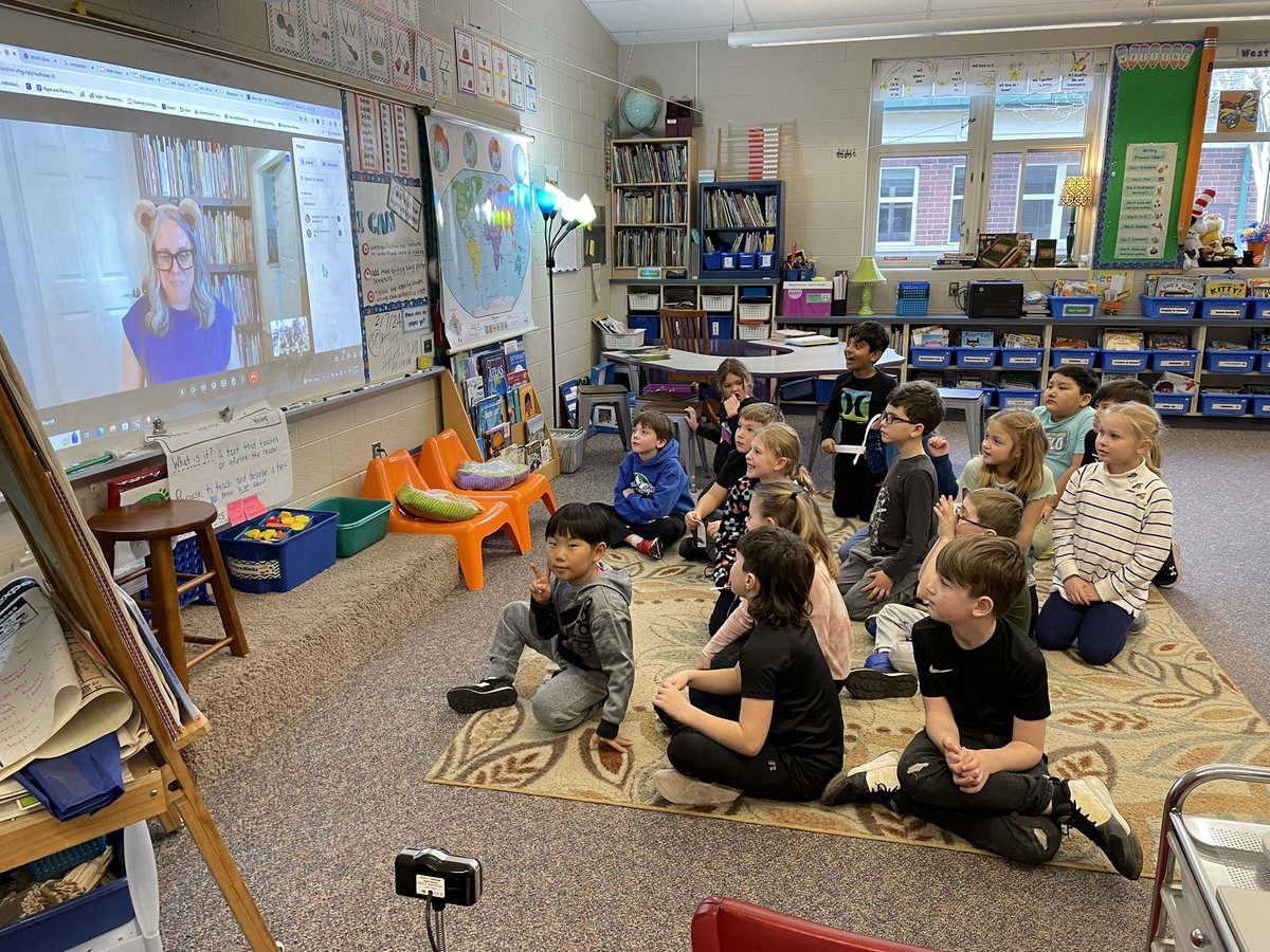 MrsGutierrezKL's tweet image. Our #klleaders were so happy to have @beckyscharn join us today for #WRAD!!  We love her books and learned a lot about an authors day!  Thx!  ❤️❤️❤️💫💫💫 #growingreaders
