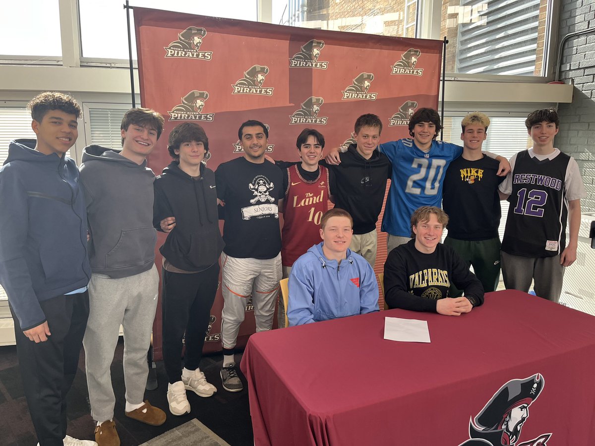 Congrats to @JulianPatti1 (Dayton) and @RRicketti (Valparaiso) on their signing today. Great leaders and competitors! Both schools are getting a tremendous young man!