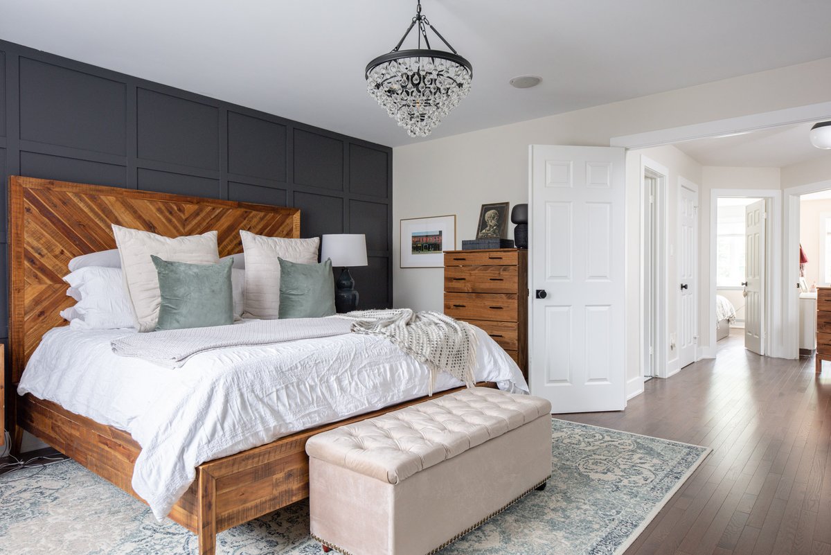 #ForLease 620 Sandcherry Drive, Burlington: This 3-bedroom family home features a principal suite that has a walk in closet and ensuite bathroom. Learn more at our website - robertsonkadwell.com