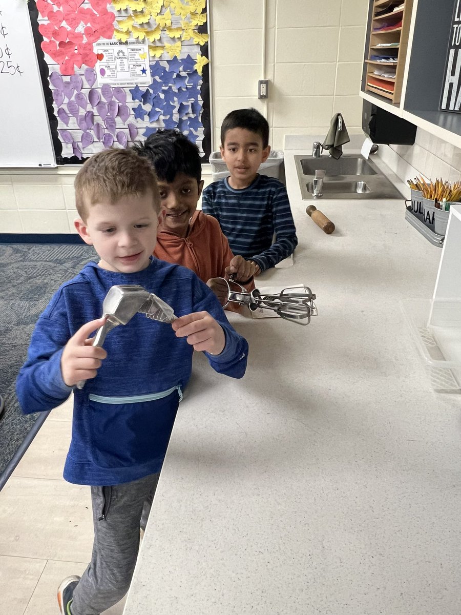 mrshortenbach's tweet image. Checking out tools from long ago! Do you know what these things were used for? #GWgreats #lifelongago