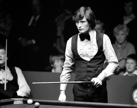baizewatch's tweet image. In their first meeting as fellow professionals, Jimmy White considers his next move against Steve Davis at the 1981 Yamaha Organs Trophy  (they had met previously at the 1979 Canadian Open where Jimmy had competed as an amateur) - 5th March 1981