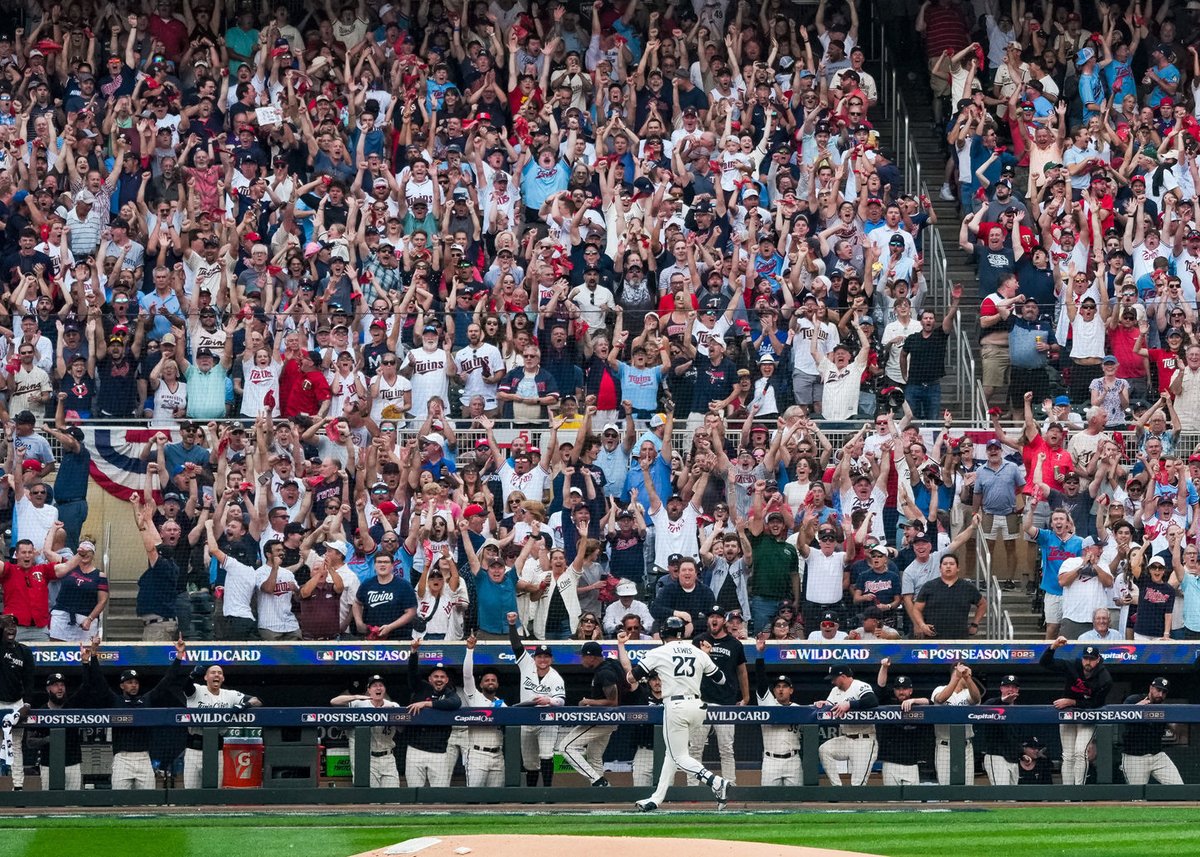 Professional Baseball Photographers' Association tweet media