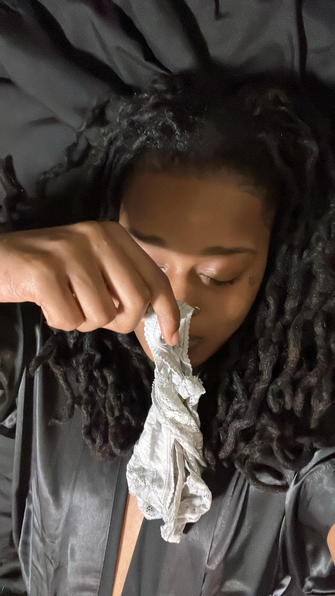 zdagoods's tweet image. Her ❤️