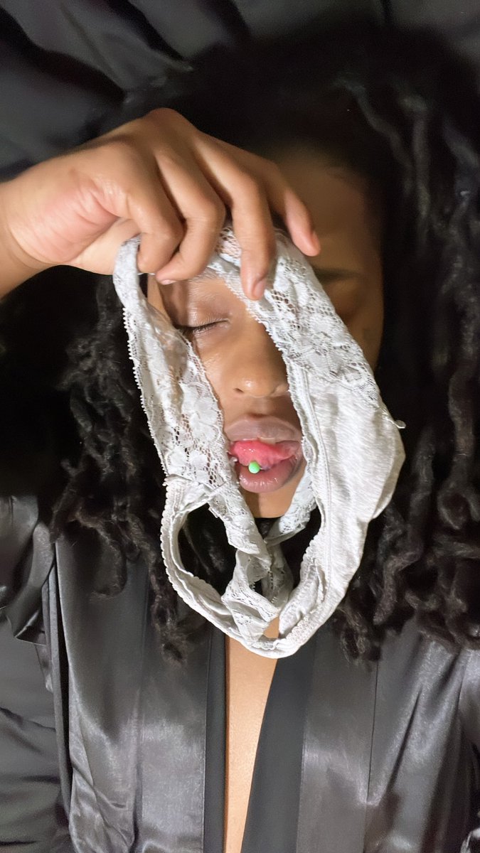 zdagoods's tweet image. Her ❤️