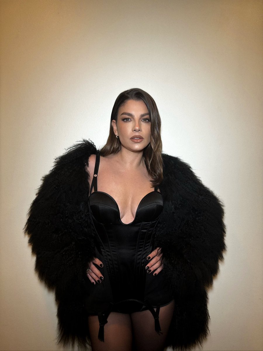 Mi fate sentire il brivido di stare bene… di stare insieme..
Stasera conto su di voi ❤️
#Apnea #Sanremo2024