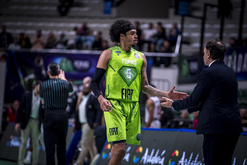 MVP | Caleb Homesley 33:17 dakika 22 sayı 2 ribaynd 5 asist 2/5 iki sayı 6/10 üç sayı 22 verimlilik puanı