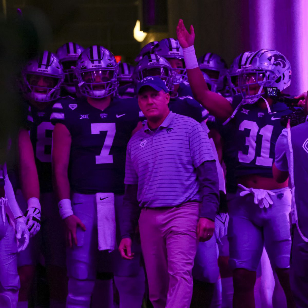 After a great conversation with <a href="/VanBMalone3rd/">Hampton Head Coach Van B Malone</a> l'm blessed to receive an offer from Kansas State University <a href="/KStateFB/">K-State Football</a> <a href="/Fuller_Clint/">Coach Fuller</a> <a href="/CoachSanders05/">Nick Sanders</a>