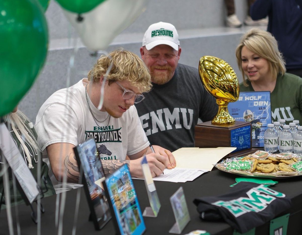 Let’s go! Signing day was a success!
<a href="/RecruitTheWest/">West Plains FB Recruiting</a> 
<a href="/WPlainsFB/">West Plains Wolves Football</a> <a href="/ENMUFootball/">Eastern New Mexico University Football</a> 
<a href="/CoachKelleyLee/">Kelley Lee</a>