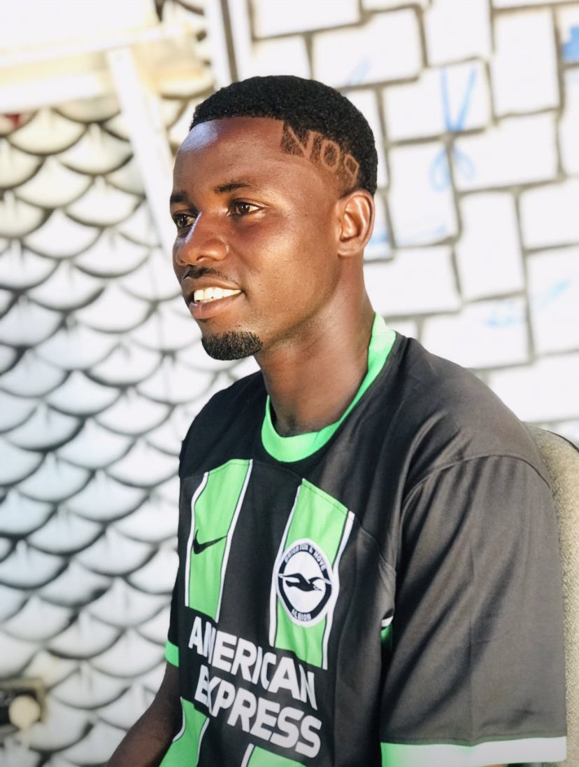 Abdul_Himself0's tweet image. Found this somewhere, Ghanaian boy love for Osimhen #NGARSA #Osimhen #VO9