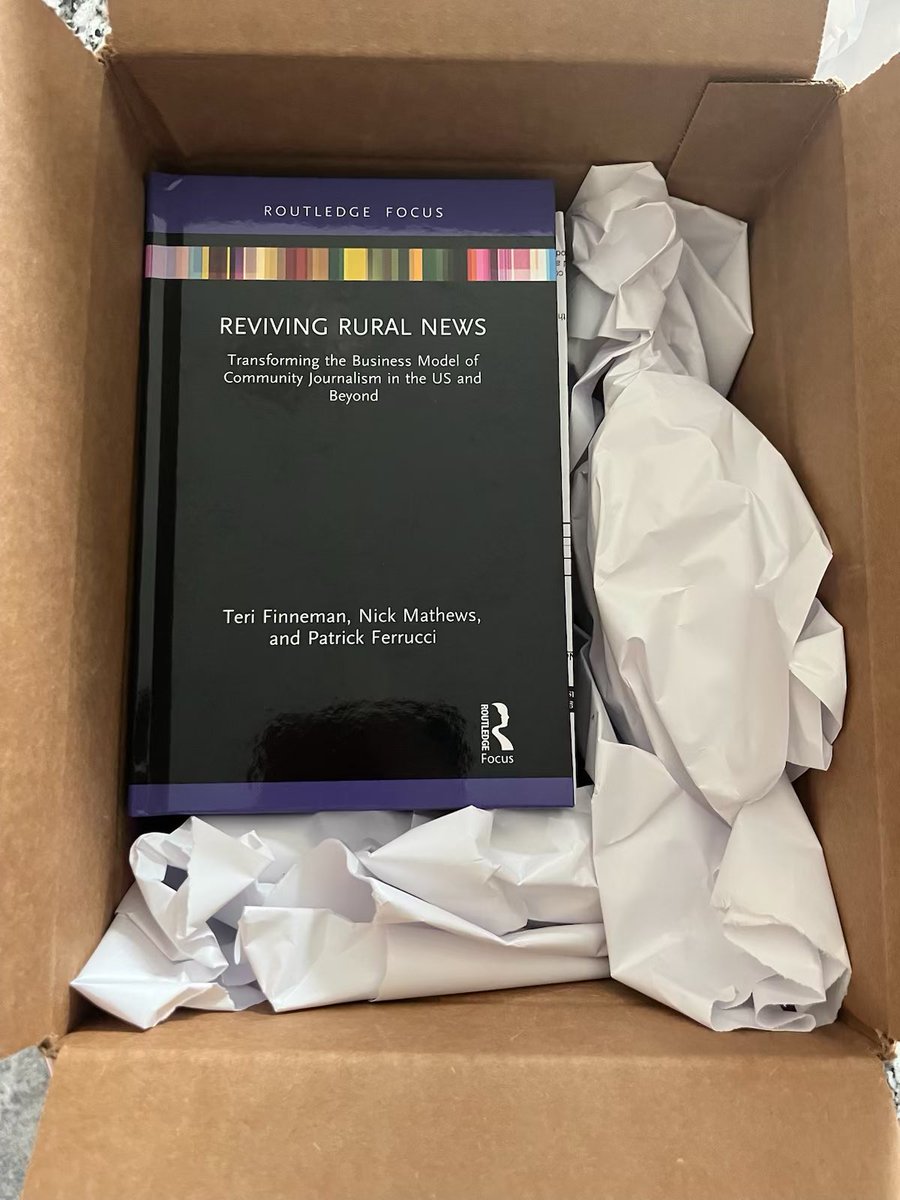 Arrived at the house today! You can get your copy of “Reviving Rural News” here. From @TeriFinneman, myself and @PatFerrucci. routledge.com/Reviving-Rural…