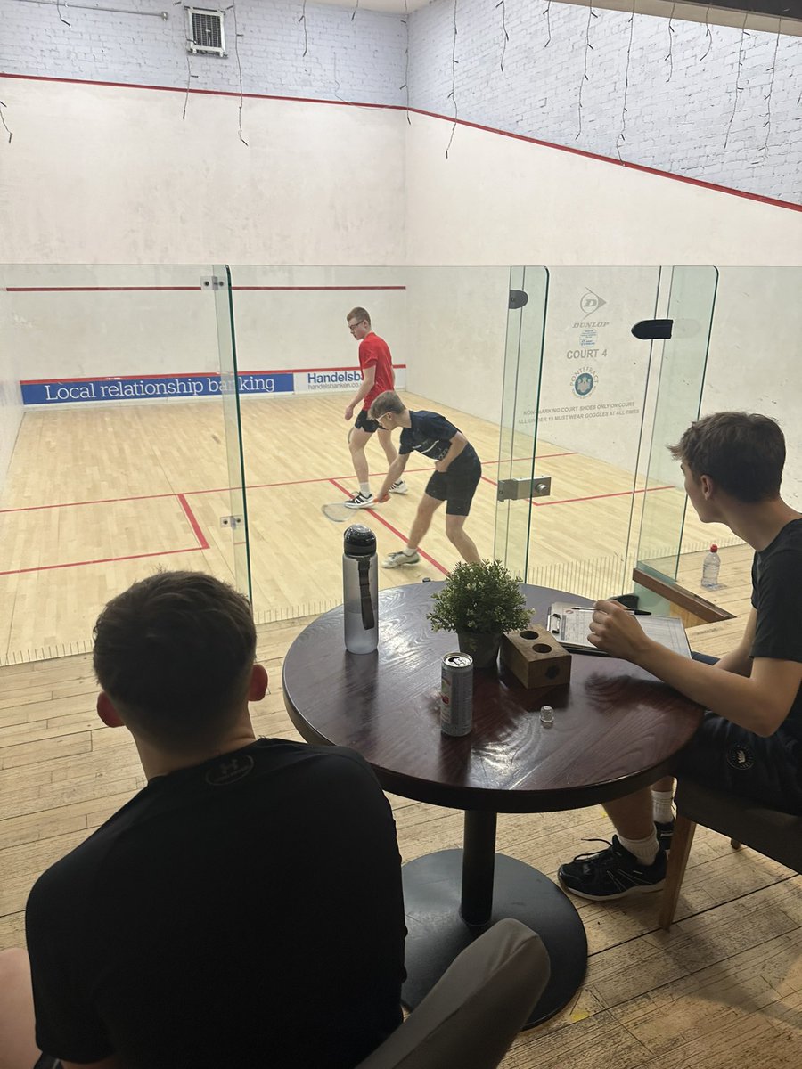 tytheringtonPE's tweet photo. Our KS5 team travelled across the Pennines to @PonteSquashClub to take on @MinsterSchool &amp; @RGSNewcastle in the @englandsquash Schools Championship. We recorded a great victory over Newcastle and a narrow loss against Lincoln. #ExtraCurricular #Squash 🚌🗻🤩 👏 https://t.co/fjFDjPL65t