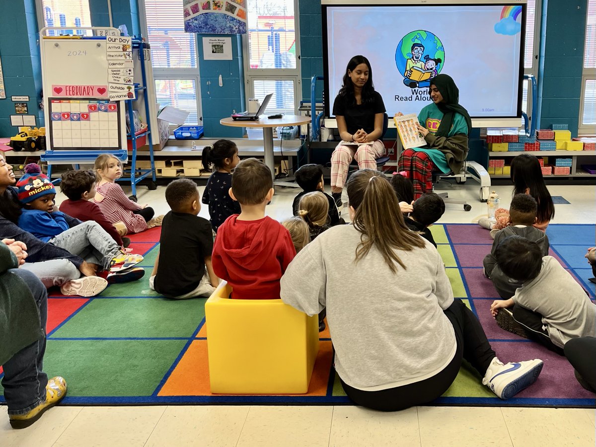 MeyerLib_SD735's tweet image. Happy #WorldReadAloudDay! Members of @MCLibrary_SD735&apos;s Social Justice Club came to Meyer and read aloud to all of our classrooms this morning. Thank you to the middle schoolers for making everyone&apos;s day- we love this tradition! @litworldsays