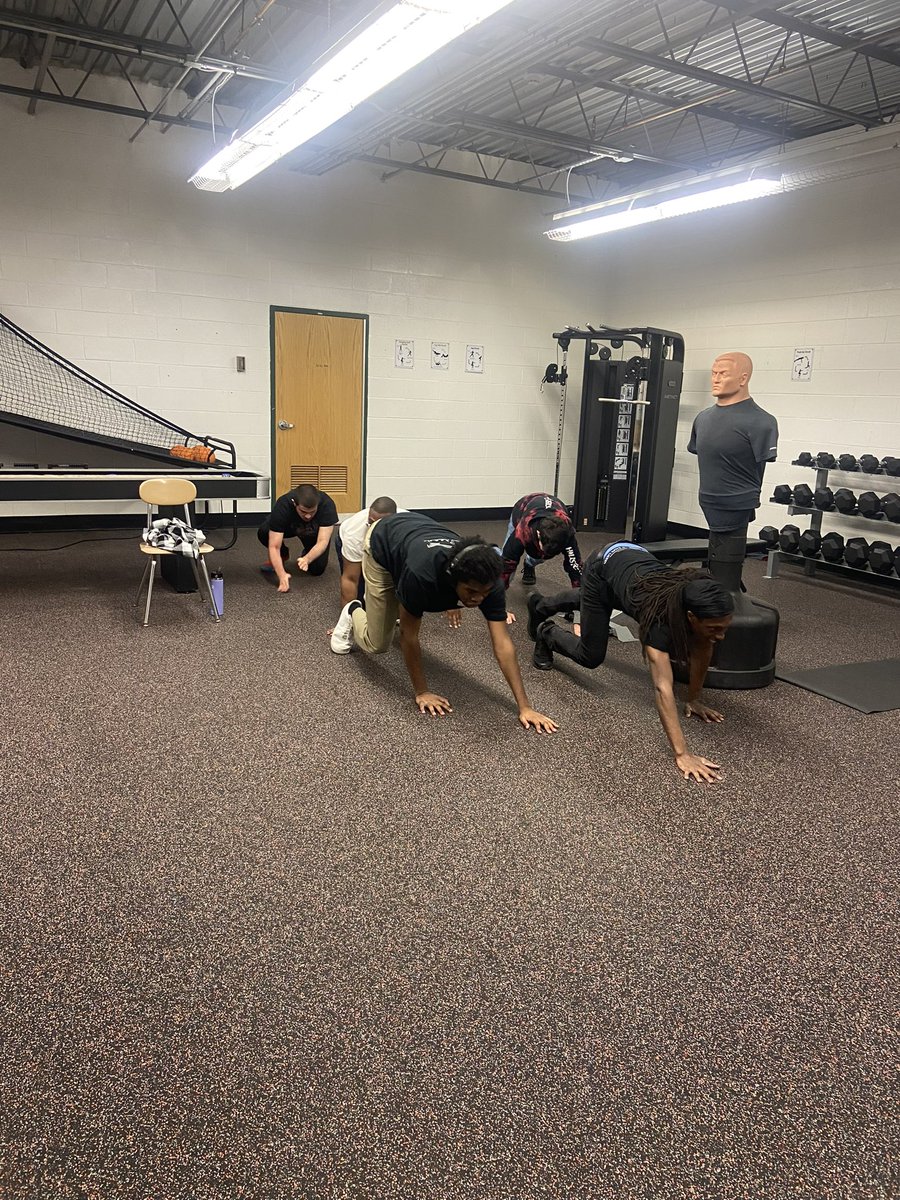 TAPLRHSD's tweet photo. Working hard  in the TAP’s Fitness &amp; Recreation Room. https://t.co/MuhRs2Cix8