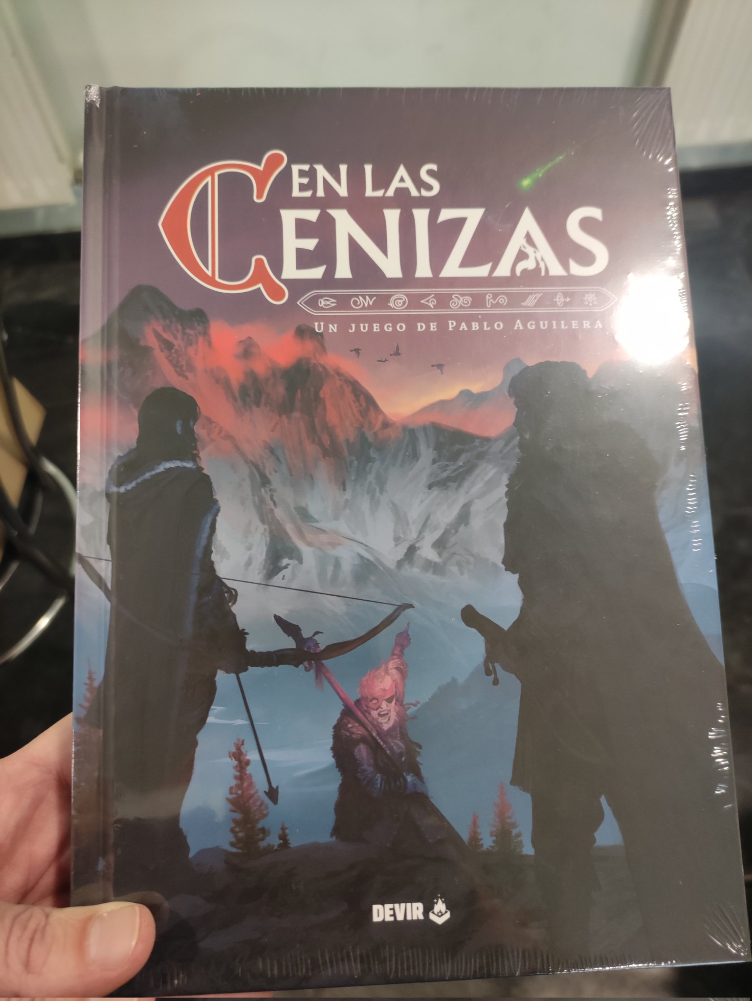  En Las Cenizas: Un RPG de acción sobre tablero que se juega  dentro de este libro. (Spanish Edition): 9798482420294: Aguilera, Pablo:  Libros