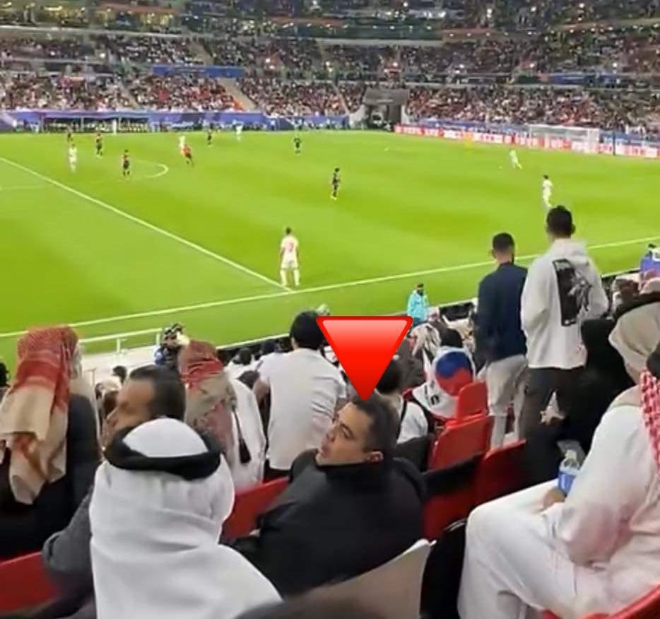 IhabHassane's tweet image. There is a famine in Gaza, with no water or food available. 30,000 have been killed in this war, while Ismael Hanyeh’s son watches a match from the VIP stands in Qatar.