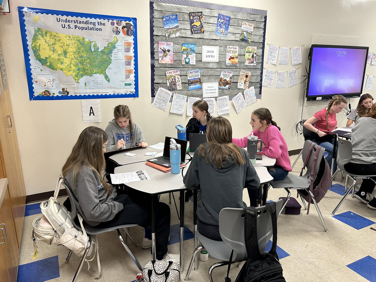 EMS SS Students enjoy a Whiteboard Challenge to review guided notes and boost understanding. #Collaboration #Enhancelearning #Differentiation #WeAreElkin