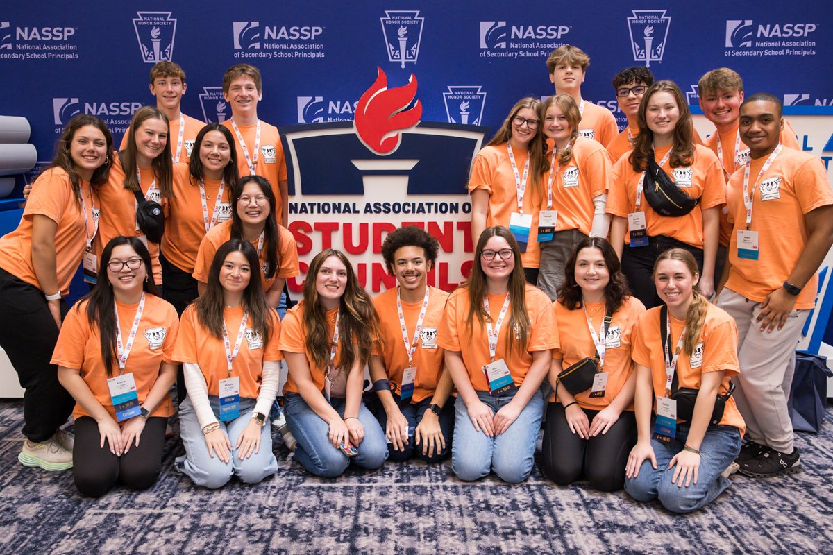 📢 Calling all Student Councils! Want to elevate your Student Council's amazing work and achievements? ⏰There are only 5 days left to apply for the National Council of Excellence Award! 📅 Applications close on 2/15! SHARE with your council and APPLY NOW: bit.ly/3OyEZvj