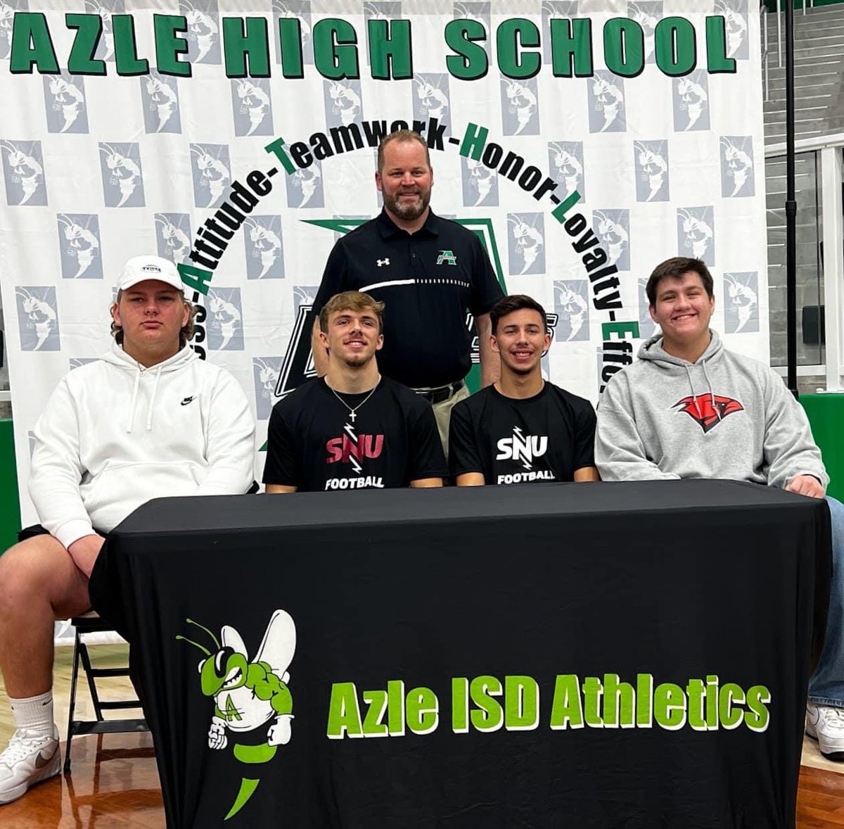 Congratulations to these 4 young men that signed thier NLI this morning to play college football. @h_schultz2024 , @TylerUlrich19, @MontelongoJosh , @admay05 #hornetpride