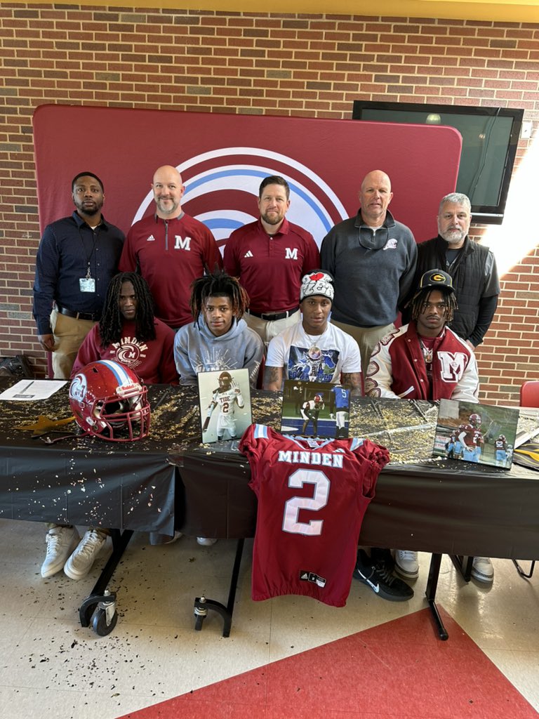 Big congratulations to Jakobe Jackson, Brian Turner, Cameron Mitchell,  and Keithric Kimble for signing football scholarships today!!
