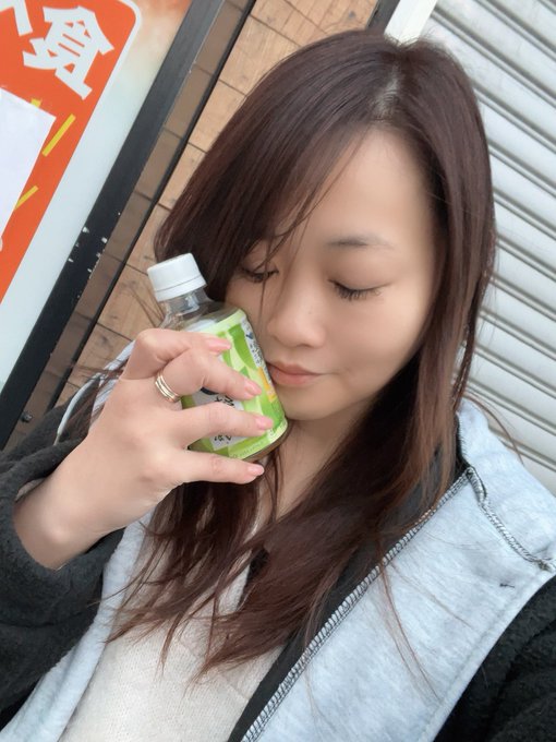 さむす https://t.co/tYWDW9ObuI<a href="/tag/%E3%82%BB%E3%82%AF%E3%82%B9%E3%83%86"class="tags"><span>#セクステ</span></a>