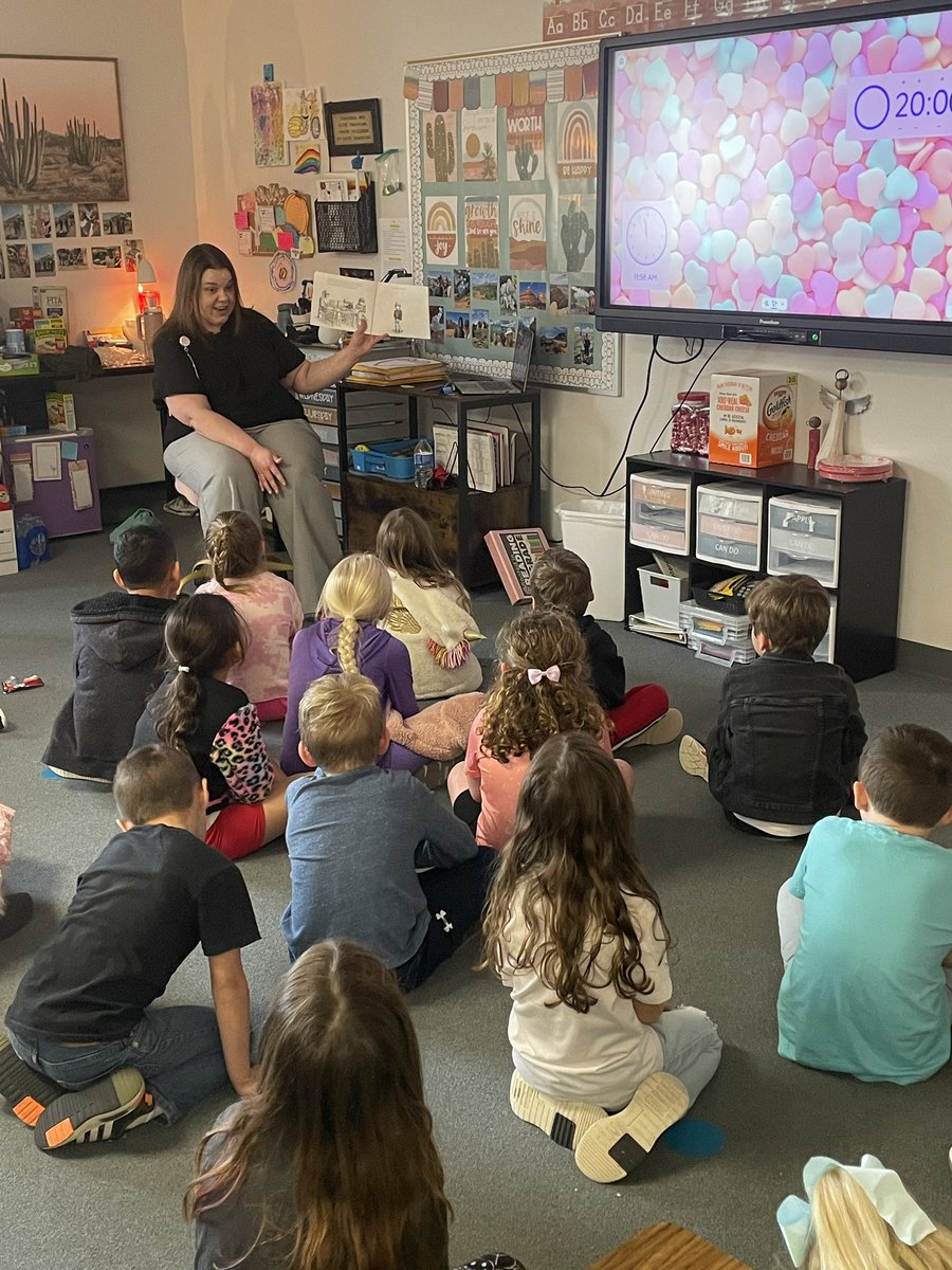 LeopardLSSP's tweet image. Today is World 🌎 Read 📖 Aloud Day! I had the opportunity to read to Mrs. Weaver’s awesome 1st grade class, and it was the highlight of my week! 
I brought one of my favorite childhood books to read…
@LorenaISD @LorenaPrimary