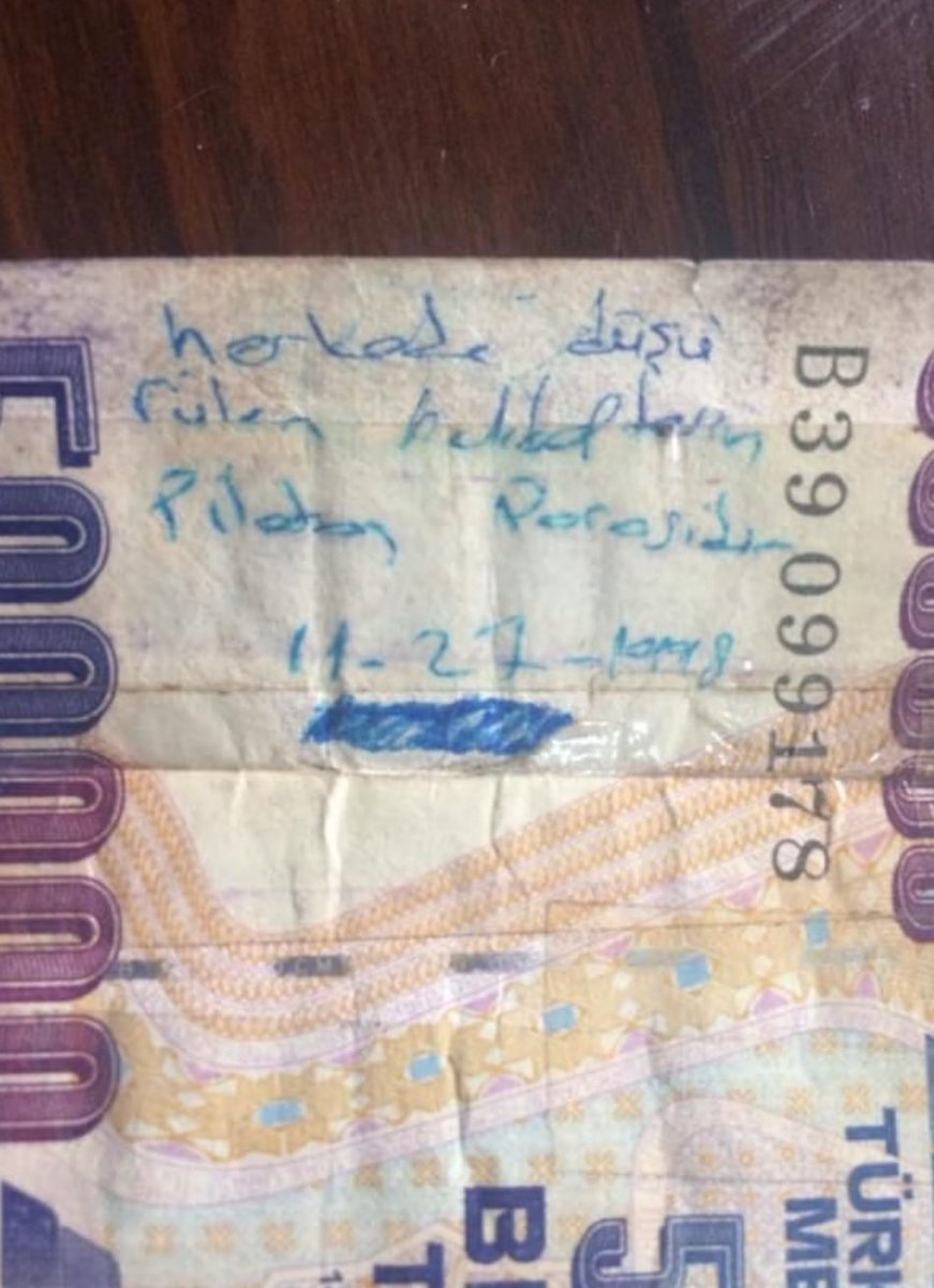 turkhafiza1's tweet image. 20 YIL SONRA ALINAN İNTİKAM

27 Kasım 1998 tarihinde Hakkari ili Yüksekova ilçesi kırsalı Dağlıca bölgesinde sınır hattına yakın yürütülen operasyon faaliyetine tim taşıyan Sikorsky genel maksat helikopteri pilotu Ütğm. Oğuz KILINÇ keskin nişancı atışı ile vurulmasına rağmen