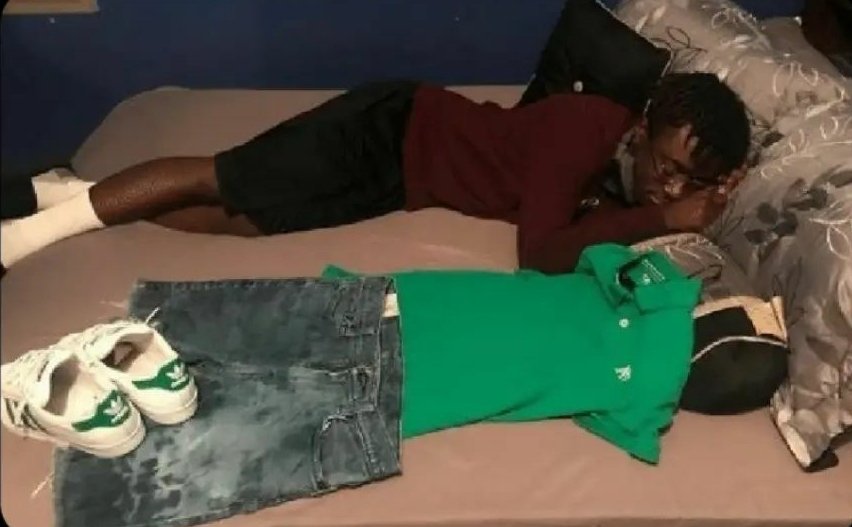 IamCarolPrimah's tweet image. Me on the night before valentines waiting to go to church for Ash wednesday😂🙏