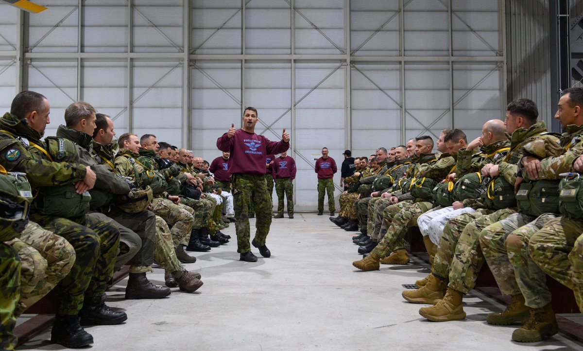 CanadianArmy's tweet photo. More than 60 participants from 14 countries joined the 10th Annual International Airborne Commander’s Conference. https://t.co/sJaAfRbeSp