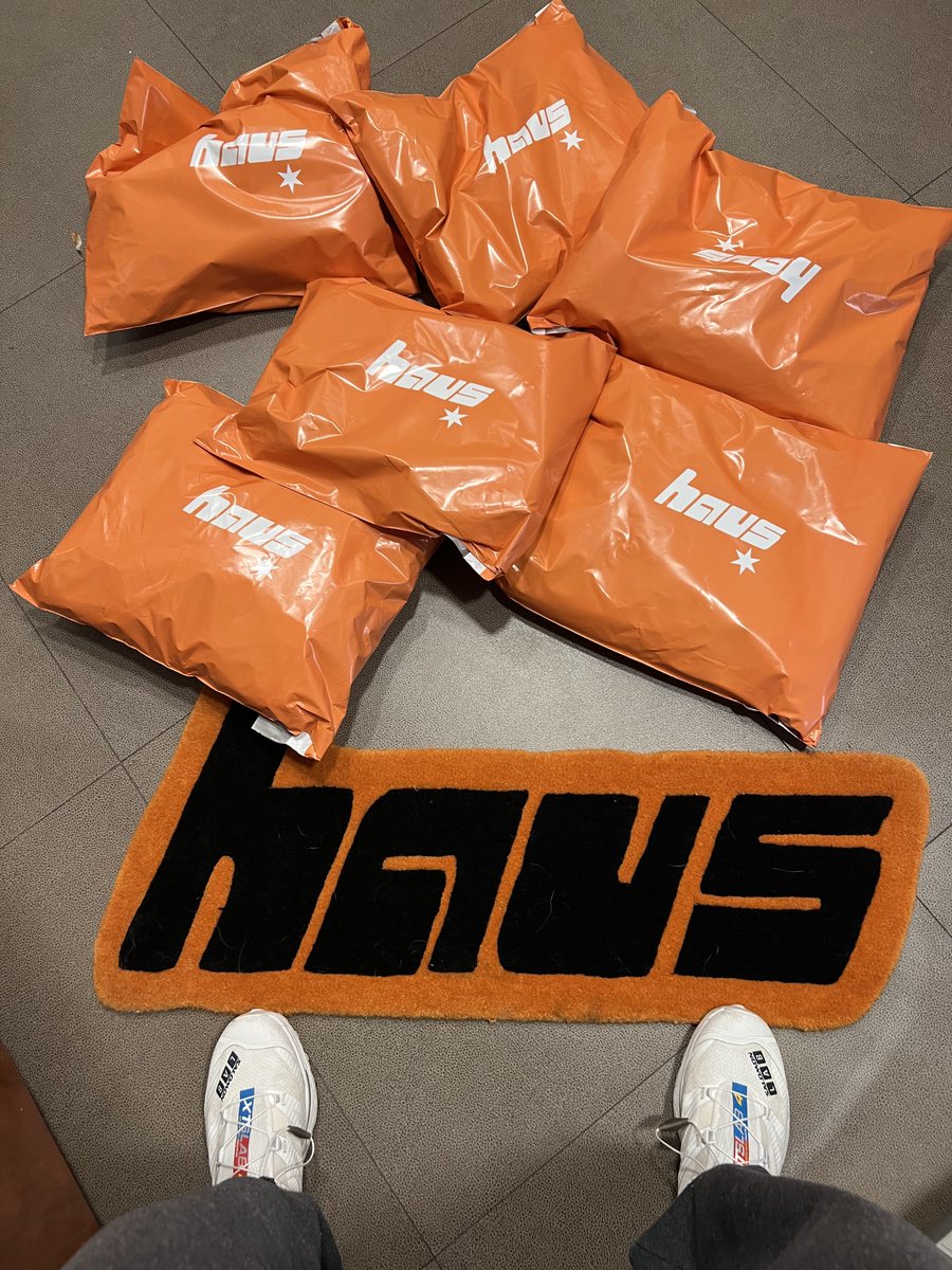 rain (@redactedrain) on Twitter photo This week’s shipment 🍊🤞
<a href="/NatebagCEO/">NATE BAG 🎮</a>
<a href="/Pancakesbrah/">Pancakesbrah (actually Based)</a>
<a href="/21SatSavage/">21 ✶</a>
<a href="/StockLizardKing/">lizard</a>
<a href="/notsofast/">notsofast</a> This week’s shipment 🍊🤞
<a href="/NatebagCEO/">NATE BAG 🎮</a>
<a href="/Pancakesbrah/">Pancakesbrah (actually Based)</a>
<a href="/21SatSavage/">21 ✶</a>
<a href="/StockLizardKing/">lizard</a>
<a href="/notsofast/">notsofast</a>