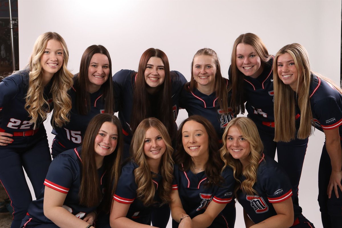 DetroitTitansSB's tweet photo. Happy National Girls and Women in Sports Day!!!! ❤️⚔️💙 https://t.co/VbxYxocCx1