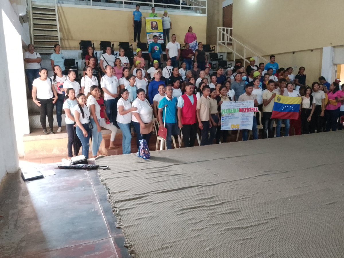 Hoy 7 de febrero
#DOCENTE
#ADMINISTRATIVO
#ESTUDIANTES
#OBREROS
#CNAE
#MISION_RIBAS
#INCES
#OBE
#MOVIMIENTO_BOLIVARIANO_DE_FAMILIA
#FUNDABIT Y demás personal
Activos con las 7T.
Las 7 Transformaciones una potencia.
#PlenariaMunicipal