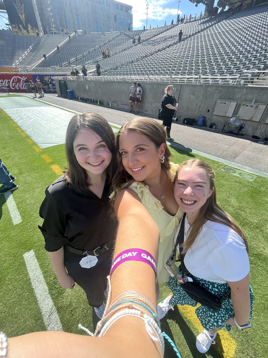 GraceDelPizzo's tweet photo. Happy National Girls &amp; Women in Sports Day! There’s no other career I’d want and I’m so lucky to have met some amazing women through this industry. Excited to see what the future holds for all of us!!

#NGWSD2024 https://t.co/6z9t1dqTRF
