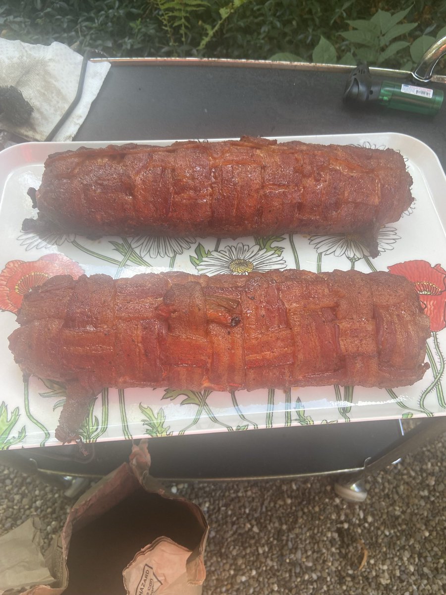 ejcapp's tweet image. @BGSUGibbs If you haven’t smoked this before it’s a MUST. #Baconexplosion #SuperBowl