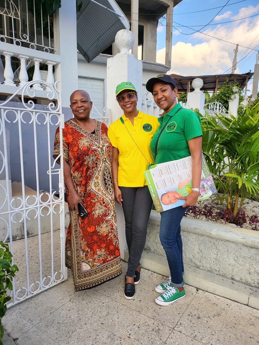 #ConstituencyHappeninings | #StJamesWestCentral 
We are about the people's business.
#BuildingForYouAndYourCommunities 
#TeamMarlene
#ServiceIsWhatWeDo
#RealRepresentation