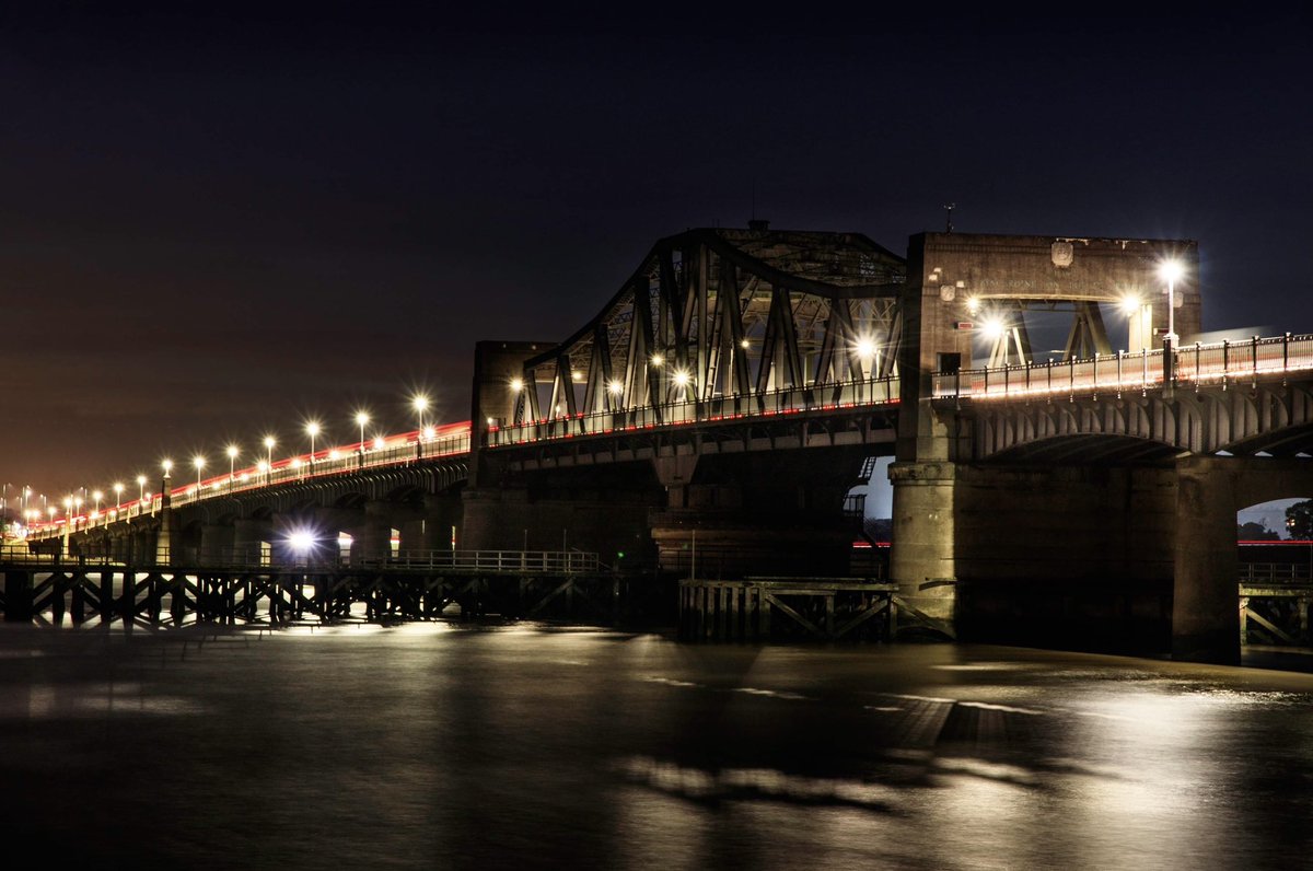 A beautiful night shot of the Kincardine bridge 😍 Opened in 1936 it was the largest road bridge in Scotland at the time. 
Did you know the central section swung open to allow ships upstream? 

#archives #kincardinebridge #alloa #grangemouth #firthofforth #scotland