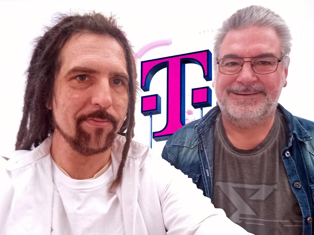 📍3/8 😎Of course Holger from @hubraum was also with me again like Monday to help, connect and get me introduced to everyone. He is my key contact for this opportunity and making sure all does smooth. Because of him I can free roam in the place and he knows basically everyone.